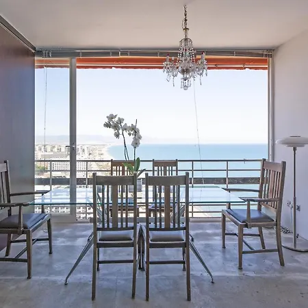 Apartment Penthouse La Roca *